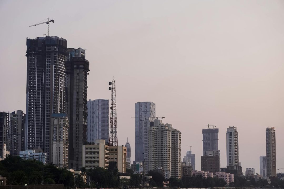 Tamil Nadu's New CM Vijay Takes Charge: Forex Markets Watch for Policy Impact