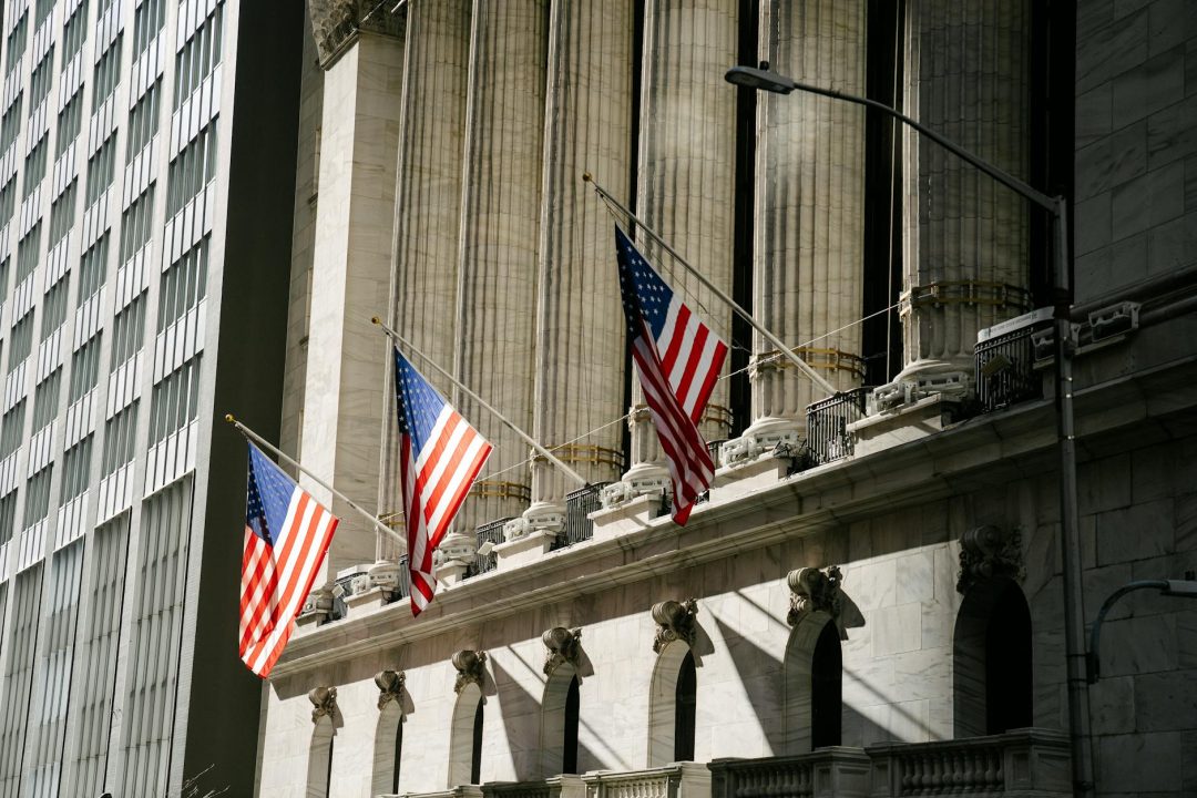 Treasury Yields Near 5% Peak May Create Stock and Bond Buying Window